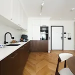 Апартаменты Nest By Oneapartments
